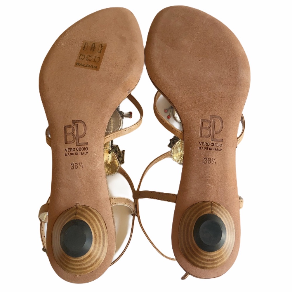 NEW Baldan Italian Tan Leather Heart Rhinestone Embellished Flat Sandals 38.5 - Picture 10 of 10